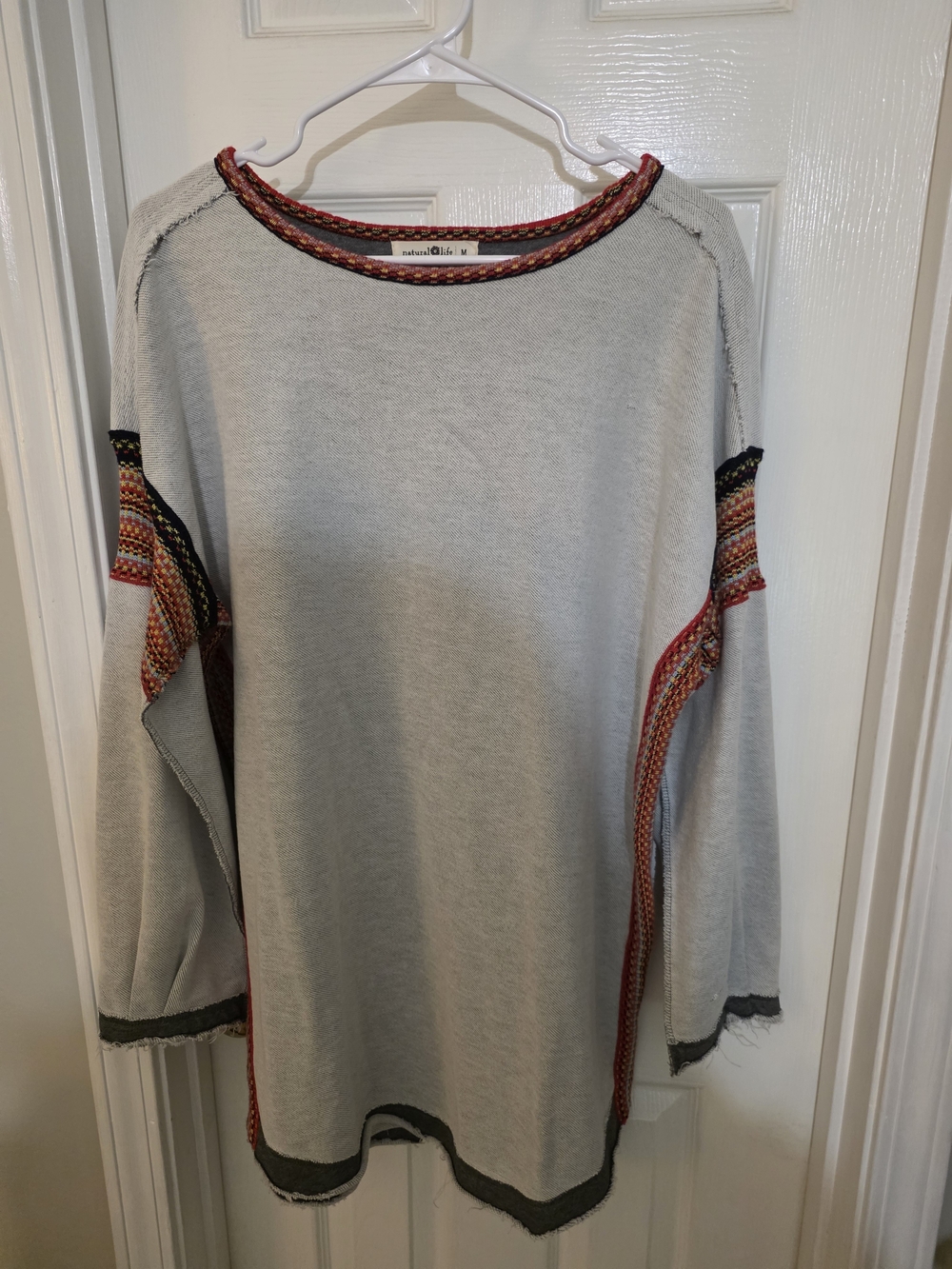 NATURAL LIFE Light Gray Crewneck Dress with Multicolor Trim